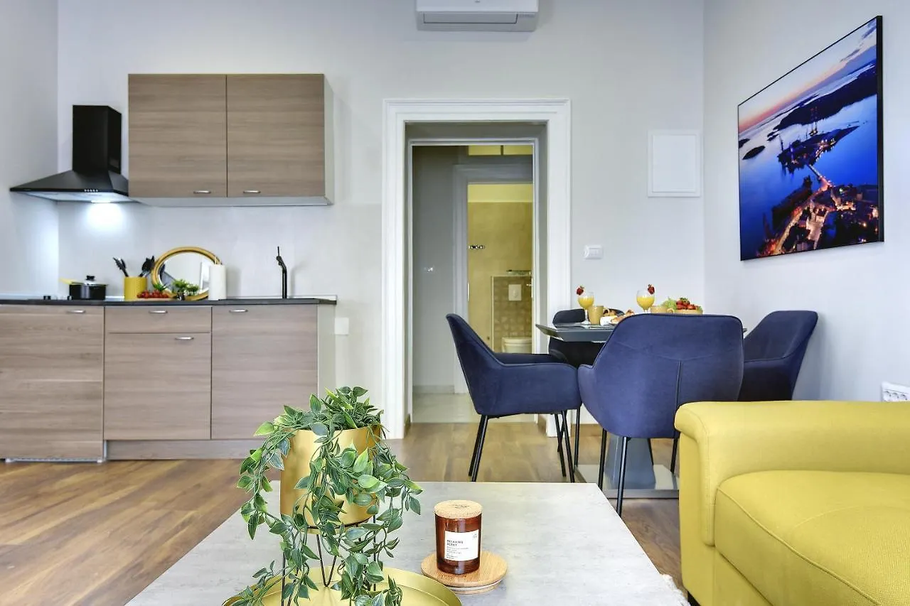 D&A Central Luxury Apartments With Free Parking Pula