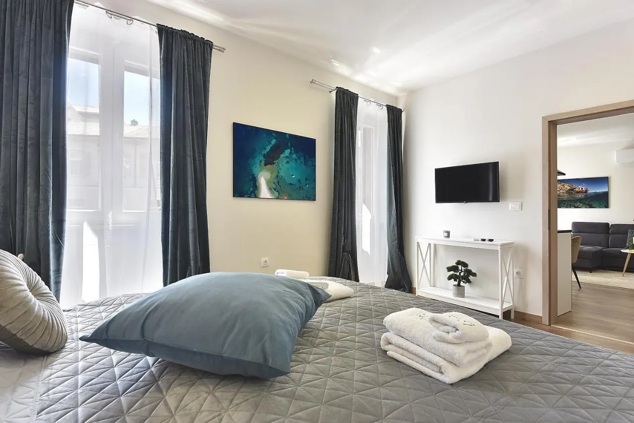 D&A Central Luxury Apartments With Free Parking Pula