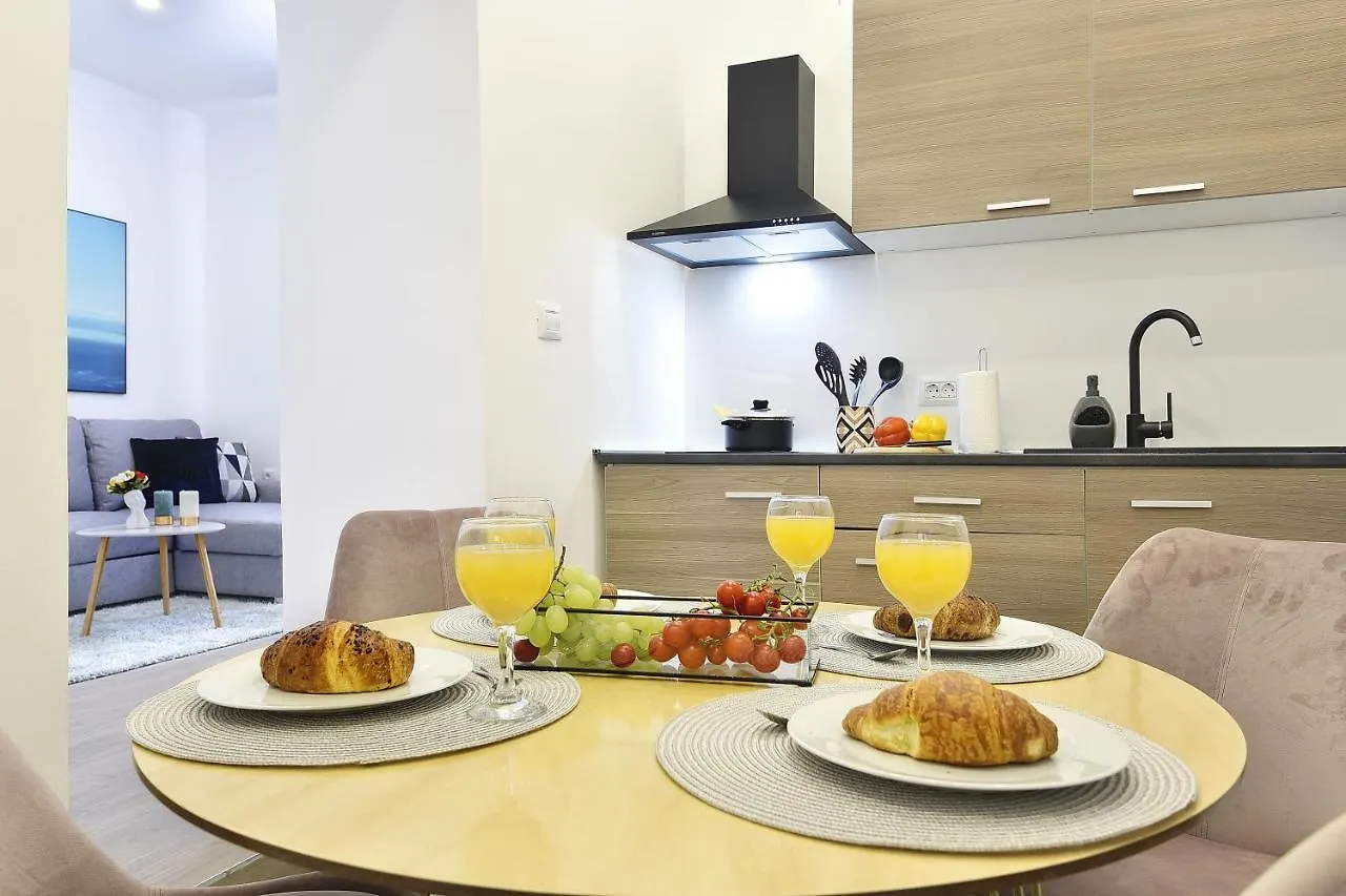 D&A Central Luxury Apartments With Free Parking Pula