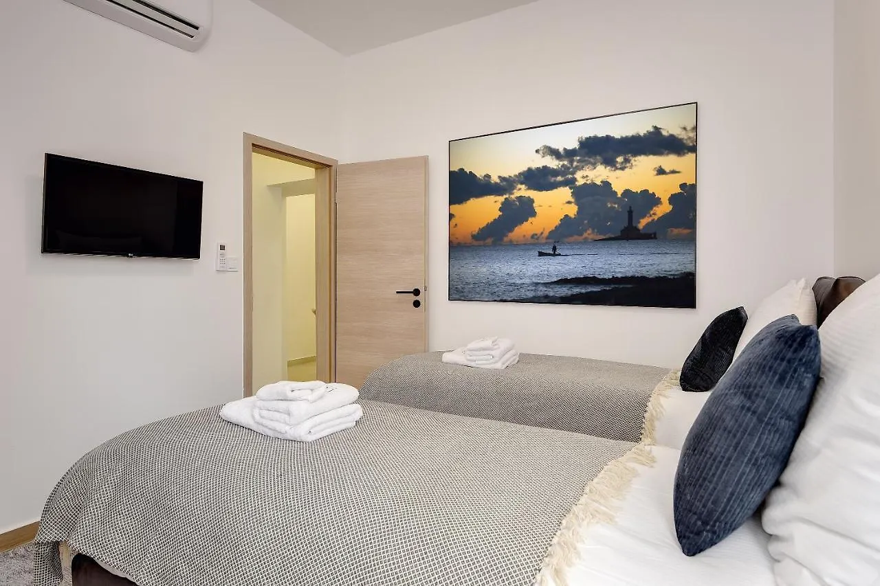 D&A Central Luxury Apartments With Free Parking Pula Croatia