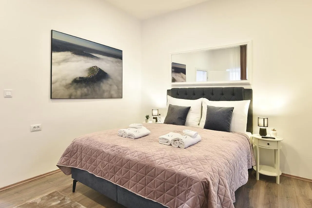 D&A Central Luxury Apartments With Free Parking Pula