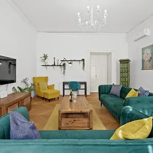 Apartment Augier - Elegant & Spacious - Centre, Pula
