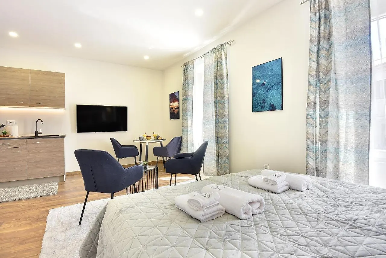 D&A Central Luxury Apartments With Free Parking Pula Croatia